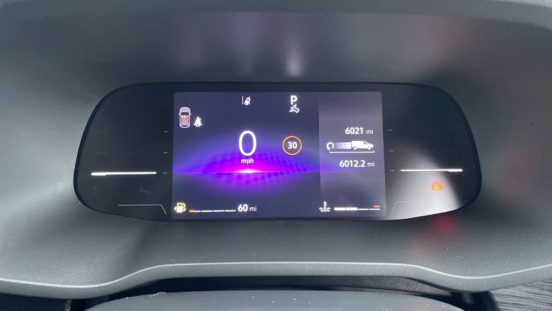 Renault Trafic Lwb Diesel LL30 Blue dCi 170 Extra Sport[Safety] Crew Van EDC